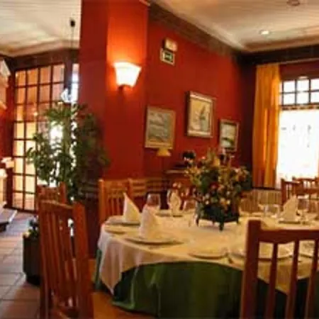 Отель Pinares De Urbion 3*